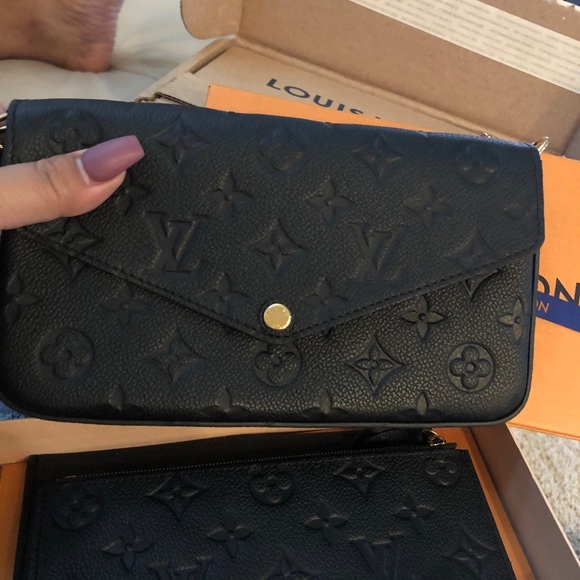 Louis Vuitton Pochette - Picture 5 of 5